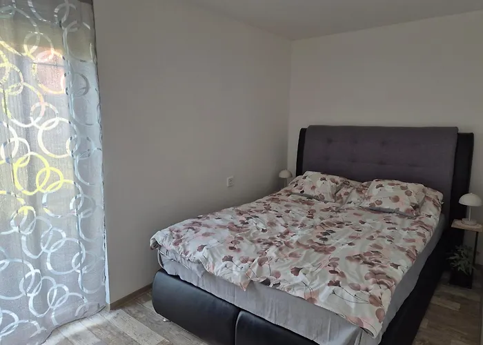 Marti-nyaralo Feriehus *